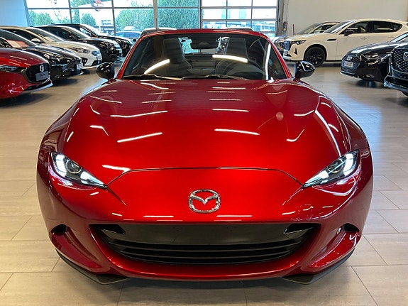 Mazda MX-5 3 of 12