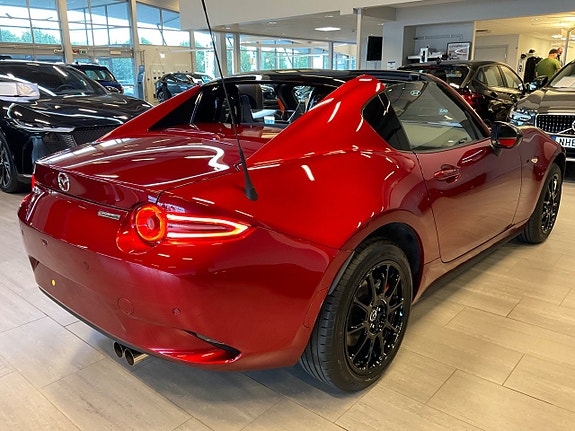 Mazda MX-5 5 of 12