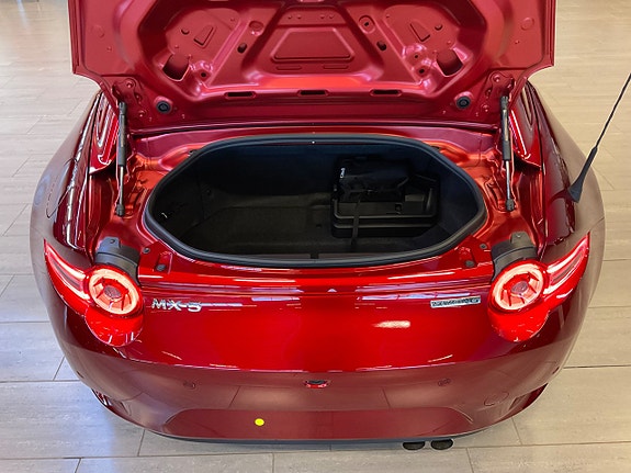 Mazda MX-5 12 of 12
