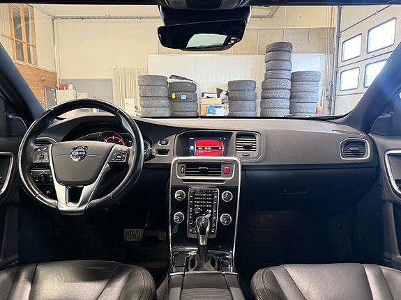 Volvo V60 Cross Country 17 of 20
