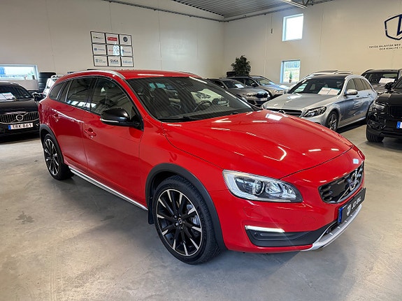 Volvo V60 Cross Country 18 of 20