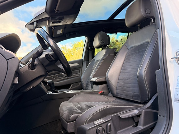 Volkswagen Passat 7 of 9
