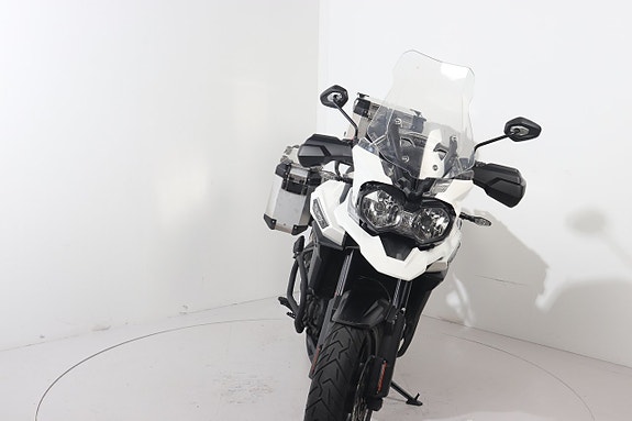 Triumph EXPLORER XRT 3 of 6