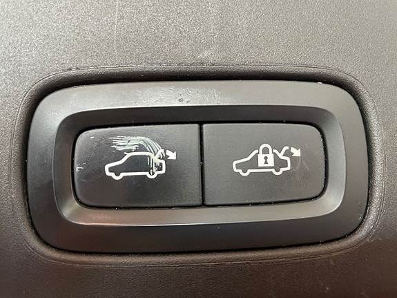Volvo V90 Cross Country 20 of 22