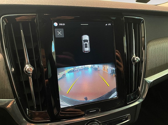 Volvo V90 Cross Country 15 of 22