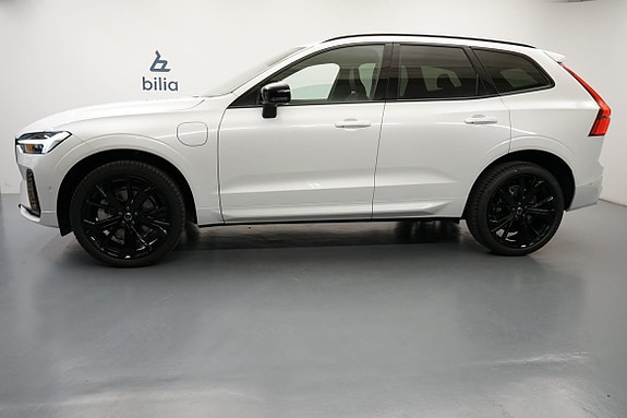 Volvo XC60 3 of 30
