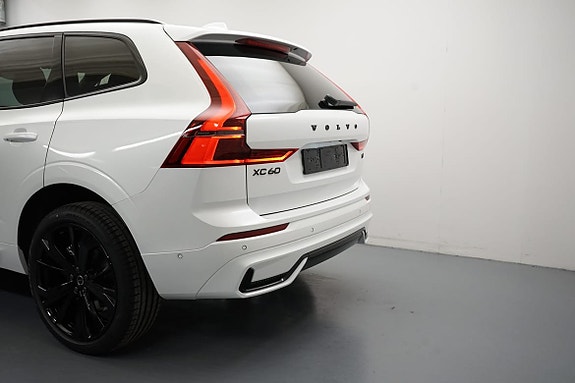 Volvo XC60 6 of 30