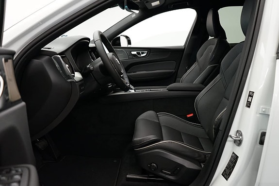 Volvo XC60 7 of 30