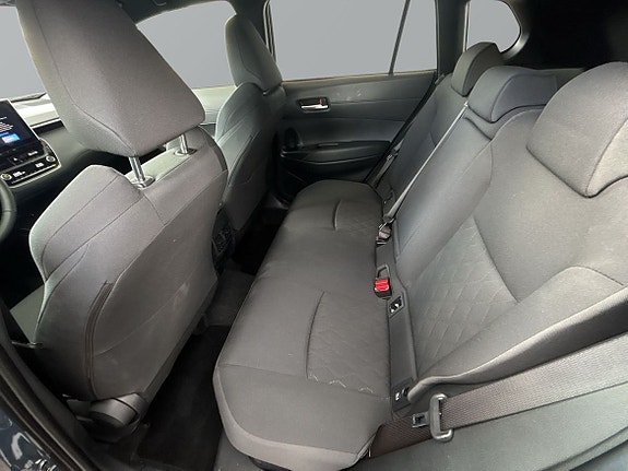 Toyota Corolla Cross 8 of 23
