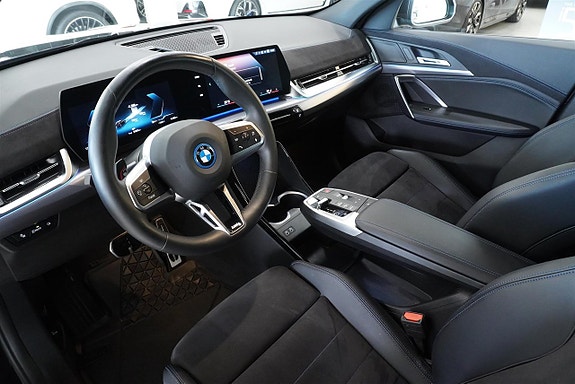 BMW iX2 2 of 11