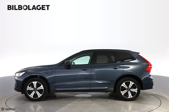 Volvo XC60 2 of 17