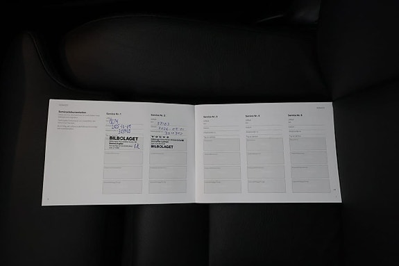 Volvo XC60 15 of 17