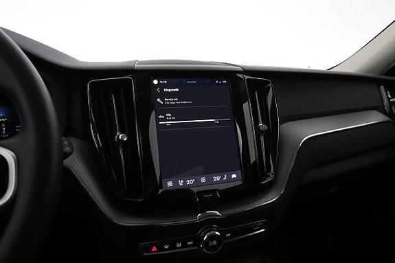 Volvo XC60 14 of 17