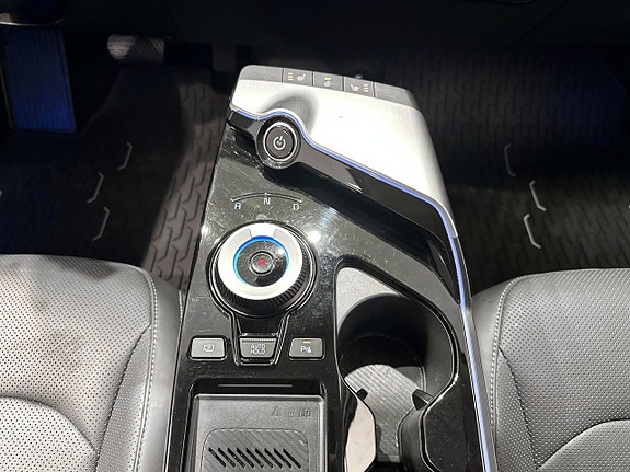 Kia EV6 12 of 18