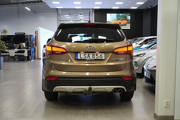 Hyundai Santa Fe 5 of 27