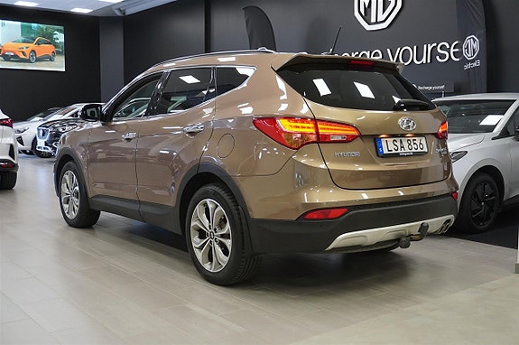 Hyundai Santa Fe 4 of 27