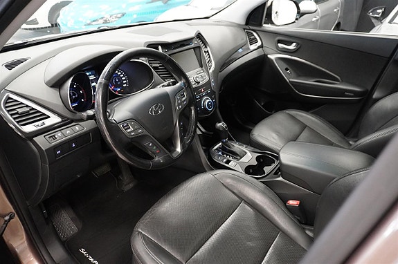 Hyundai Santa Fe 8 of 27