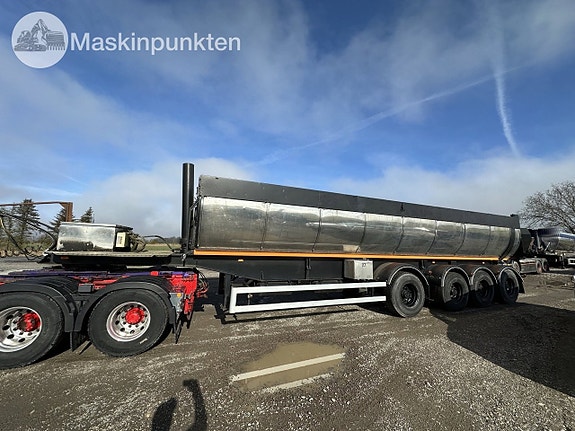 Hogstad svets P43-T34 asfaltstrailer