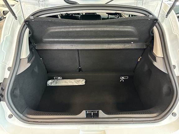Renault Clio 14 of 14