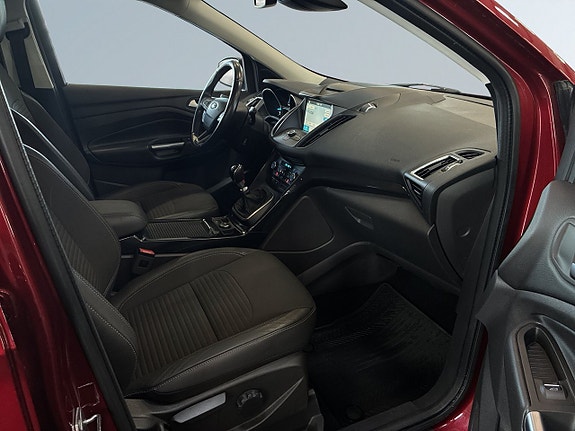 Ford Kuga 10 of 18