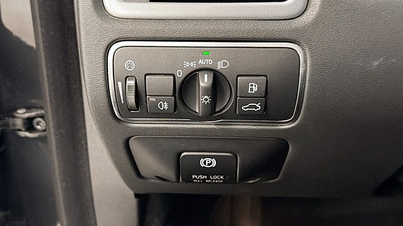 Volvo V70 17 of 21