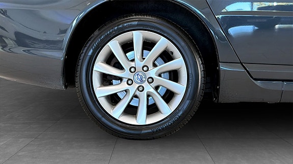 Volvo V70 9 of 21