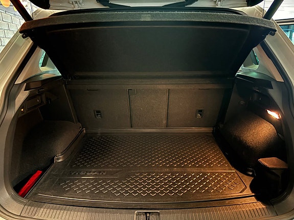 Volkswagen Tiguan 6 of 8