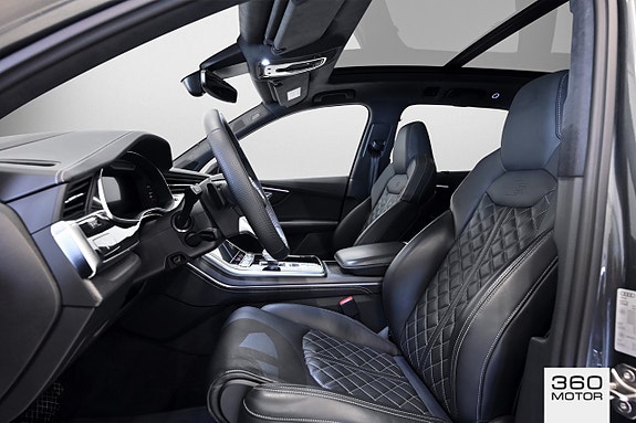 Audi Q7 9 of 14