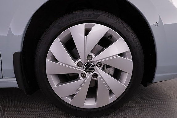 Volkswagen Golf I 13 of 21
