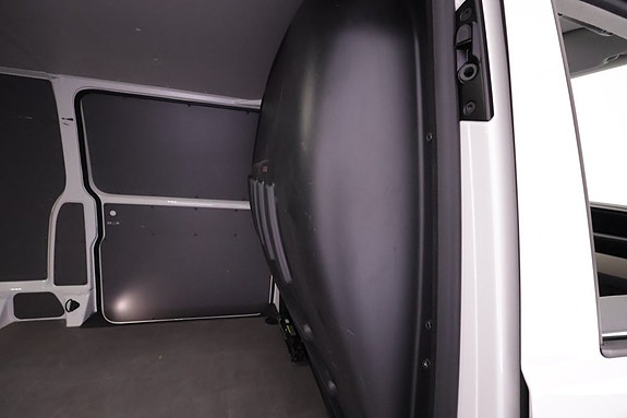 Volkswagen Transporter 13 of 22