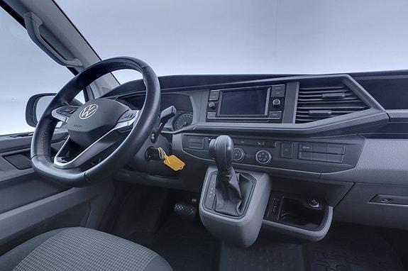 Volkswagen Transporter 8 of 22