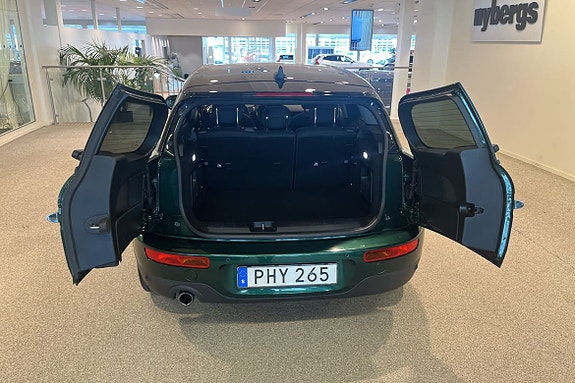 MINI Cooper 12 of 12