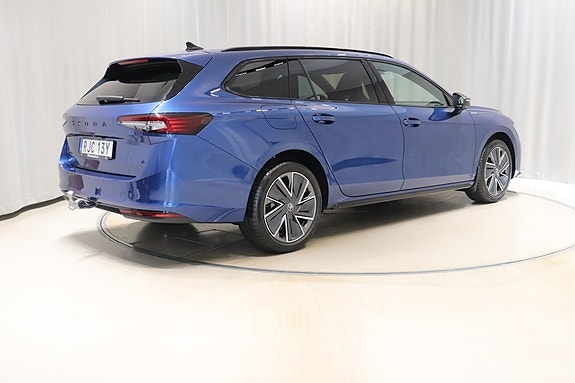 Skoda Superb 4 of 12