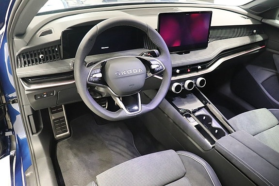 Skoda Superb 9 of 12