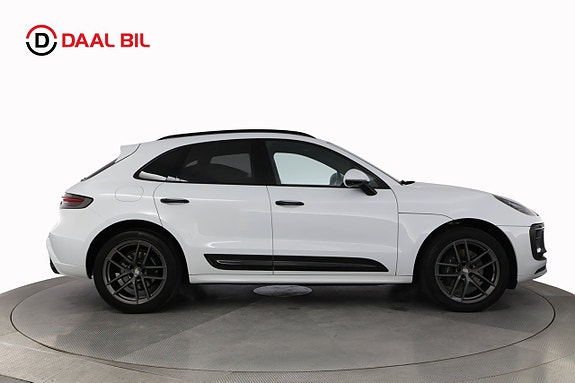 Porsche Macan T 5 of 29