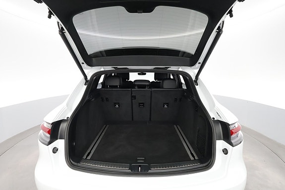 Porsche Macan T 28 of 29
