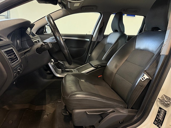 Volvo V70 9 of 17