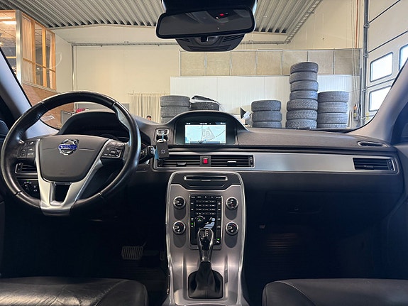 Volvo V70 15 of 17