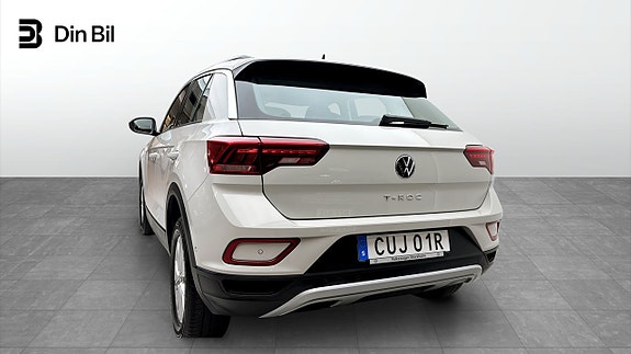 Volkswagen T-Roc 5 of 12