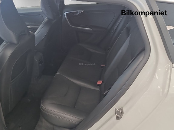 Volvo V60 9 of 14