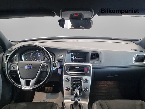 Volvo V60 7 of 14