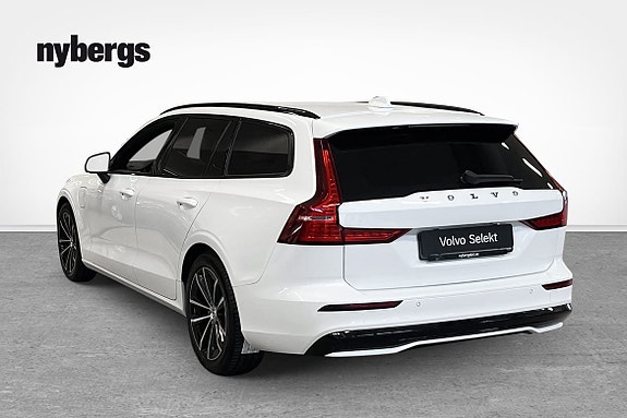 Volvo V60 3 of 17