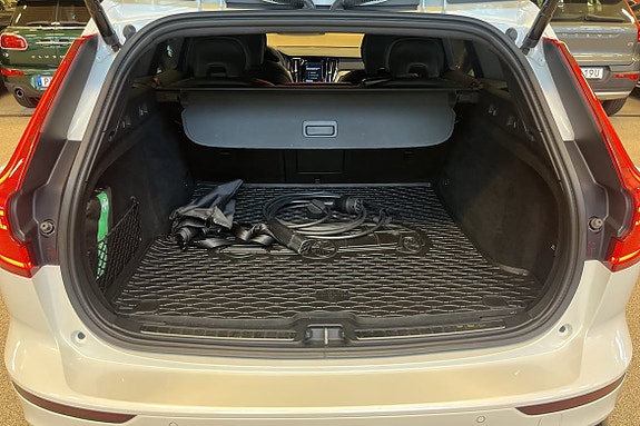Volvo V60 12 of 17