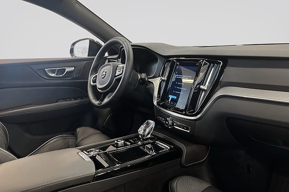 Volvo V60 9 of 17