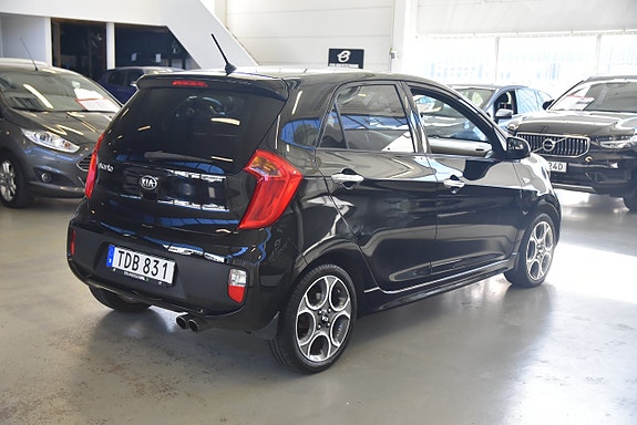Kia Picanto 3 of 14