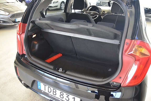 Kia Picanto 14 of 14
