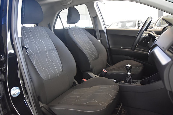 Kia Picanto 8 of 14