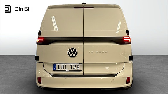 Volkswagen ID. Buzz 5 of 12