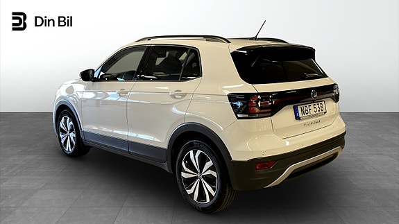 Volkswagen T-Cross 3 of 12