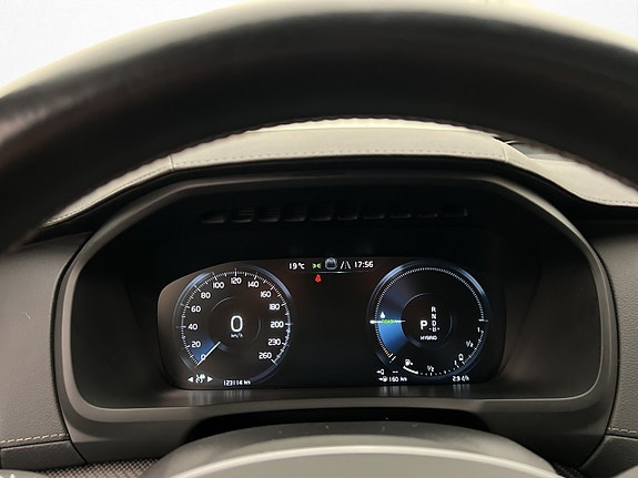 Volvo XC90 21 of 30